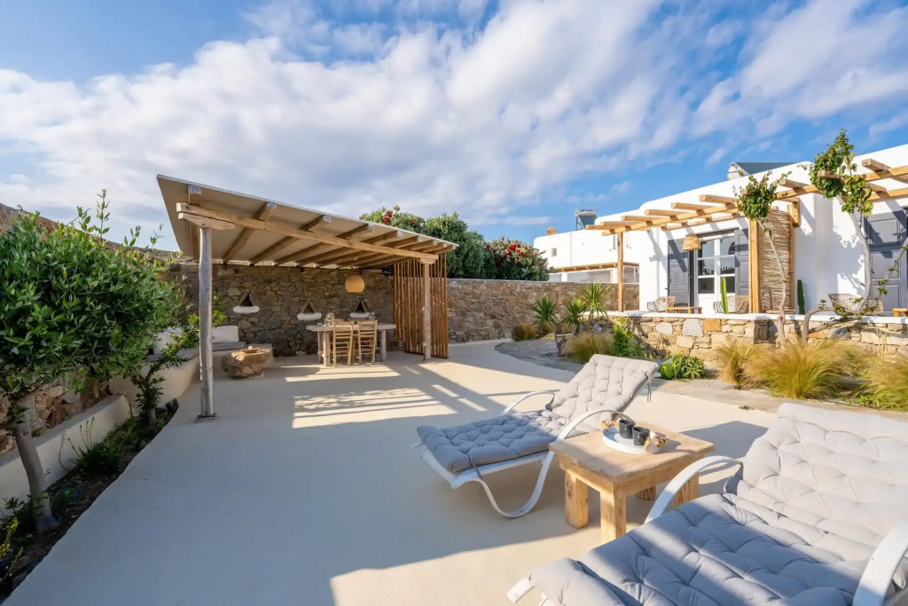 Sea Walk Villa