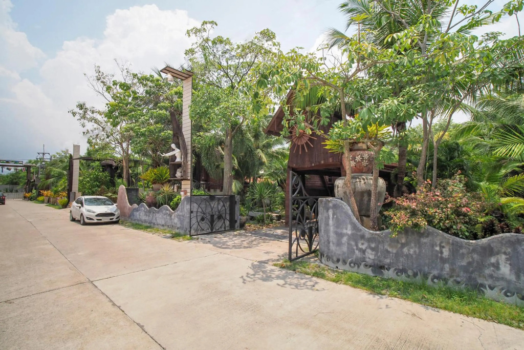 Suankaew Art Cottage