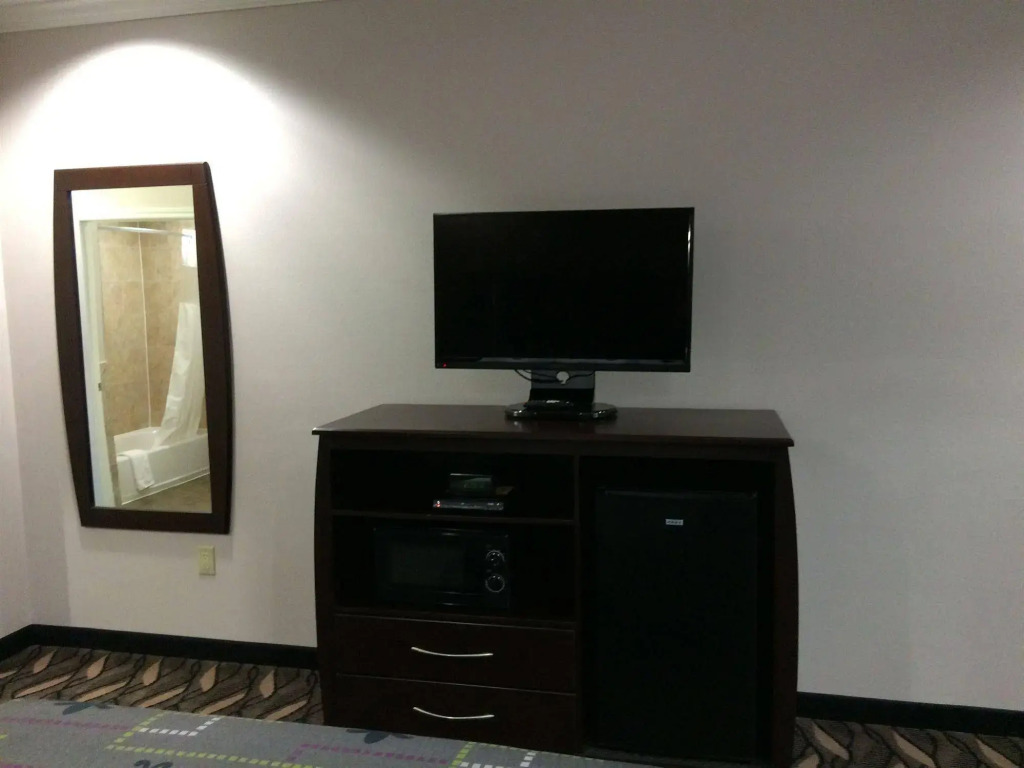 Palace Inn Sam Houston Race Park