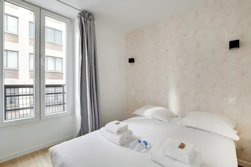 Modern Apartment in Hotel Residence