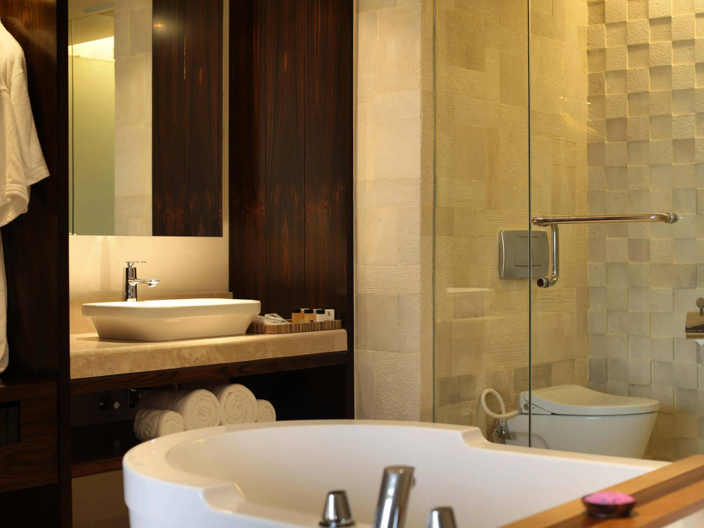 TS SUITES Seminyak Bali