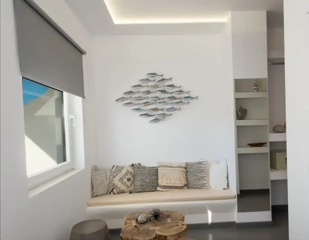 Jonaz Rooms & Suites