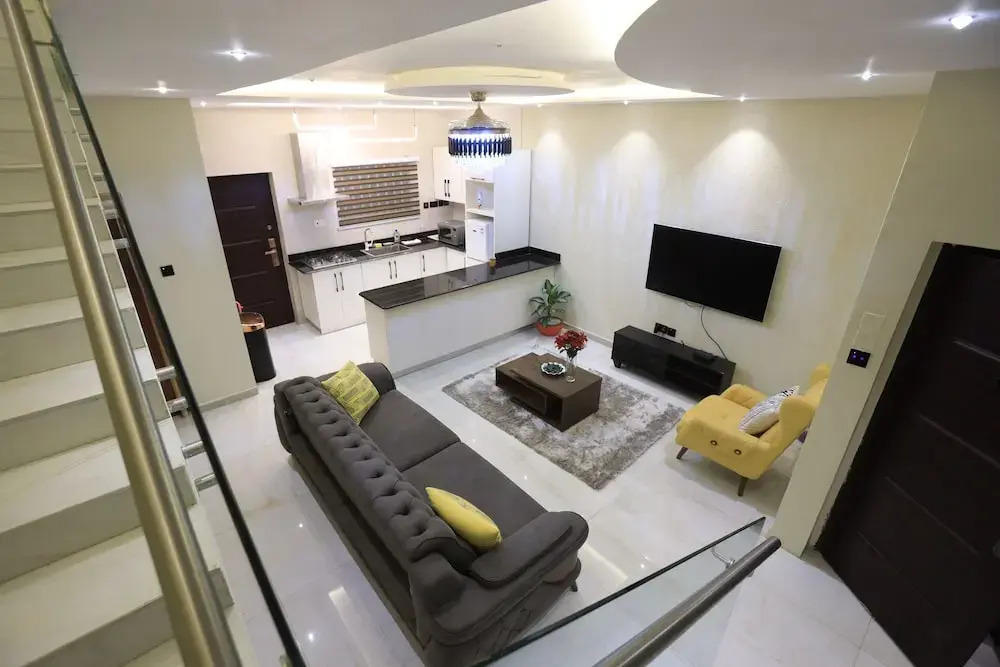 Platinum Plus Apartments