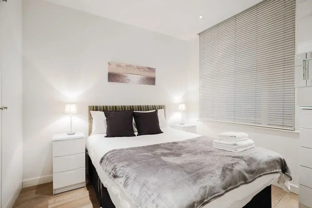 Trafalgar Square by Excel Apartments