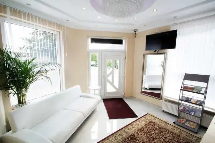 CandS Hotel