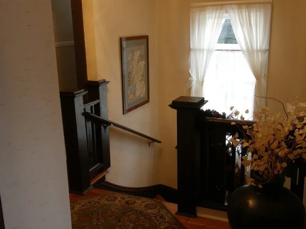 Fisher House Victoria Bed and Breakfast