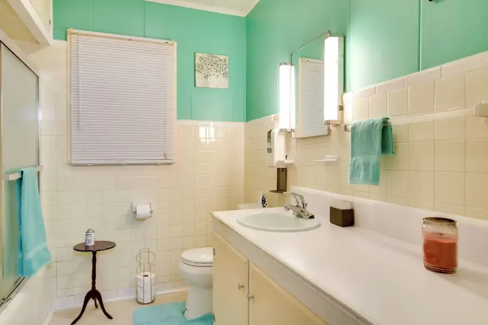 Walk to 1st Street: Family Home in Thibodaux!