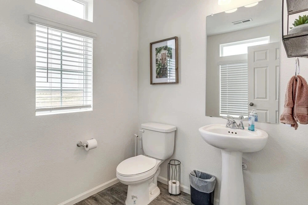 Spacious & Modern! New Home Near Gaylord Rockies