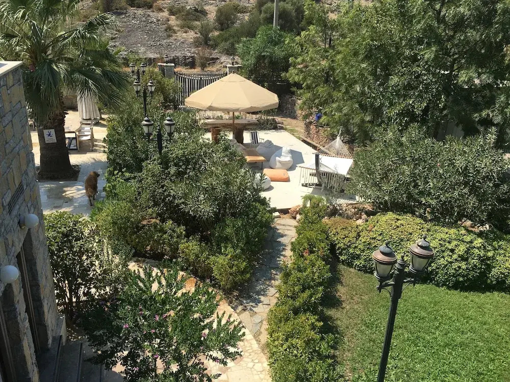 Villanaz Apart Hotel