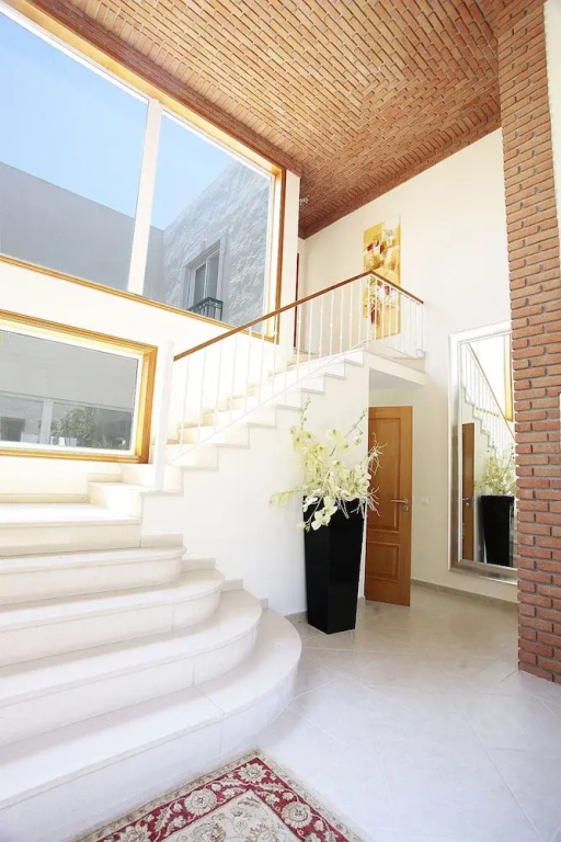 Luxury Villa Wprivate Pool, Sea Views, 6 Bedrooms14 Sleeps, Beach at 900 Meter