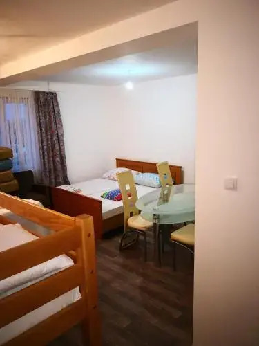 Motel Tomic