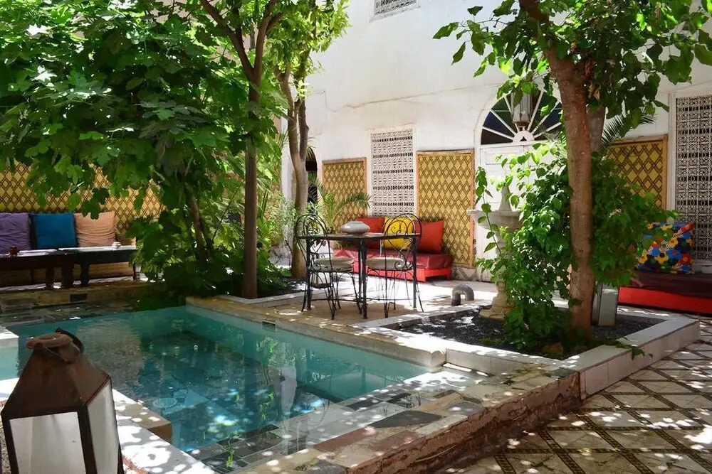 So Chic Riad
