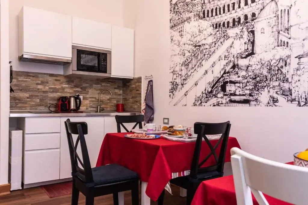Monticello apartment via Cavour