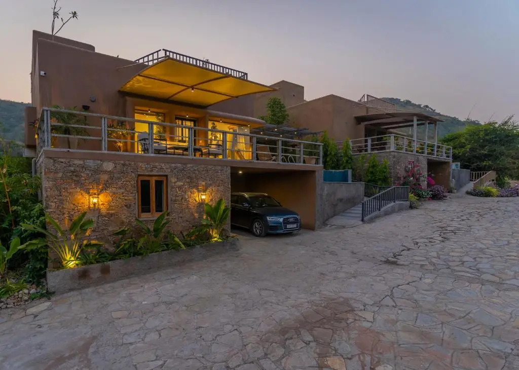 SaffronStays Moringa Valley - Oak Villa