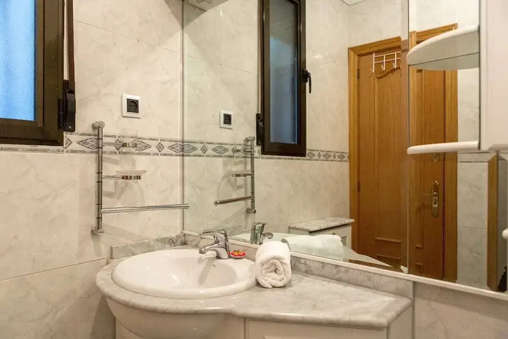 Bright &Modern 1Bed Apt,Sleeps 3 nr La Latina