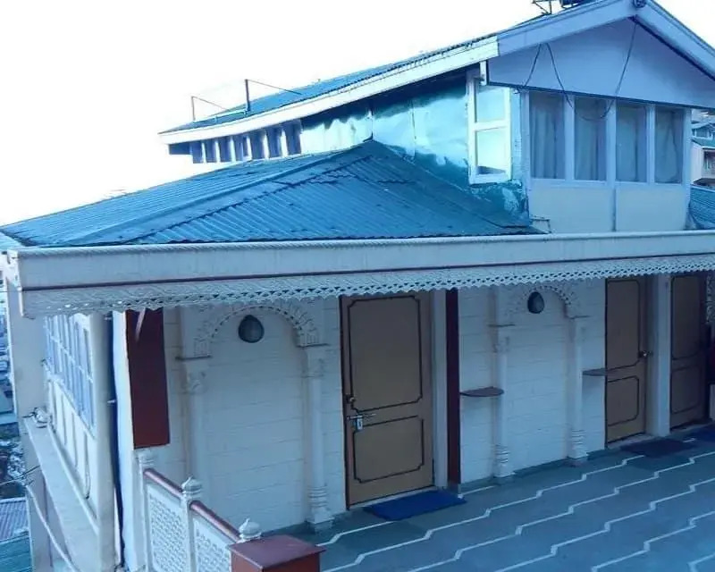 Hotel Hilltop
