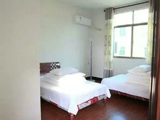 Lingshang Farmhouse