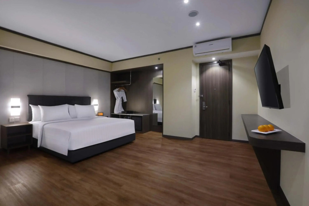 Harper Premier Nagoya Batam