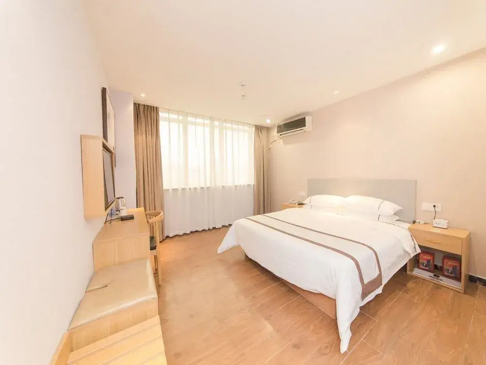 J Tour Inn
