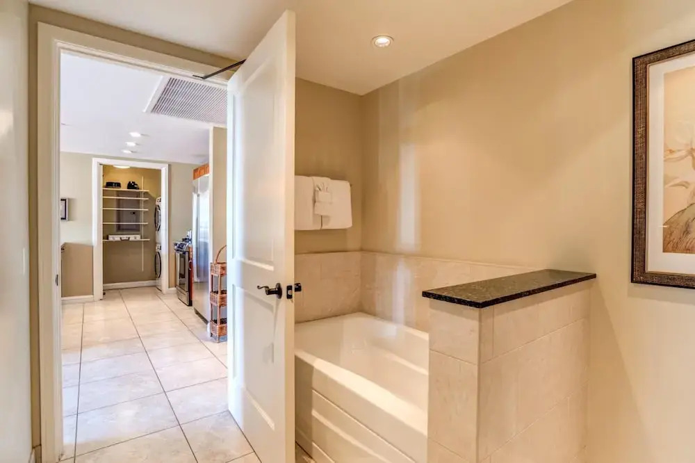 K B M Resorts- Hkh-546 Gorgeous 2bd, Enjoy Sunset and Whale Views, 5th Floor, Remodeled!