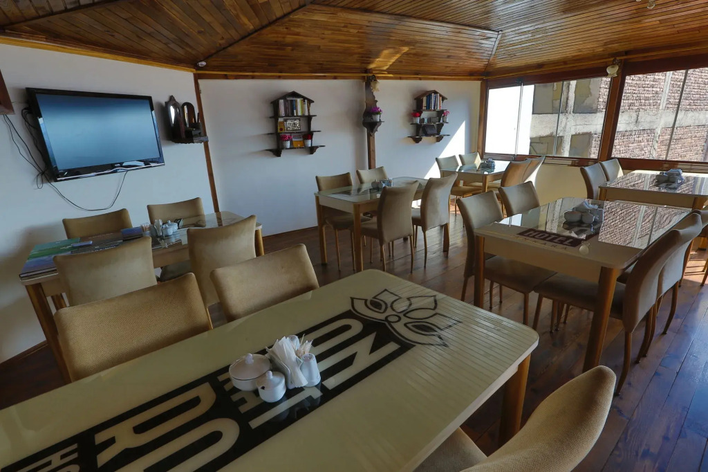 Hotel Ankatra