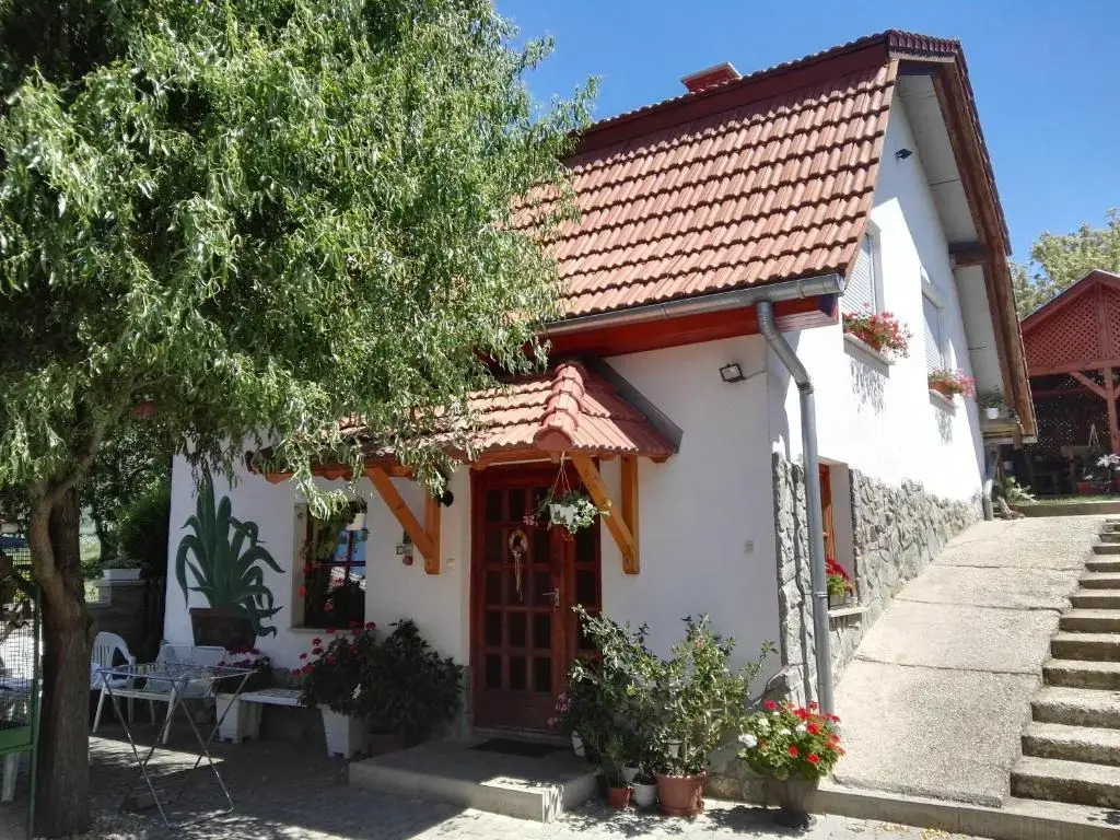 Agávé Apartman