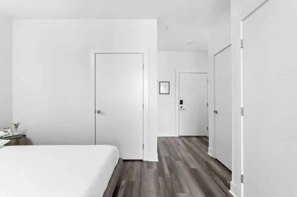 CozySuites at East Washington