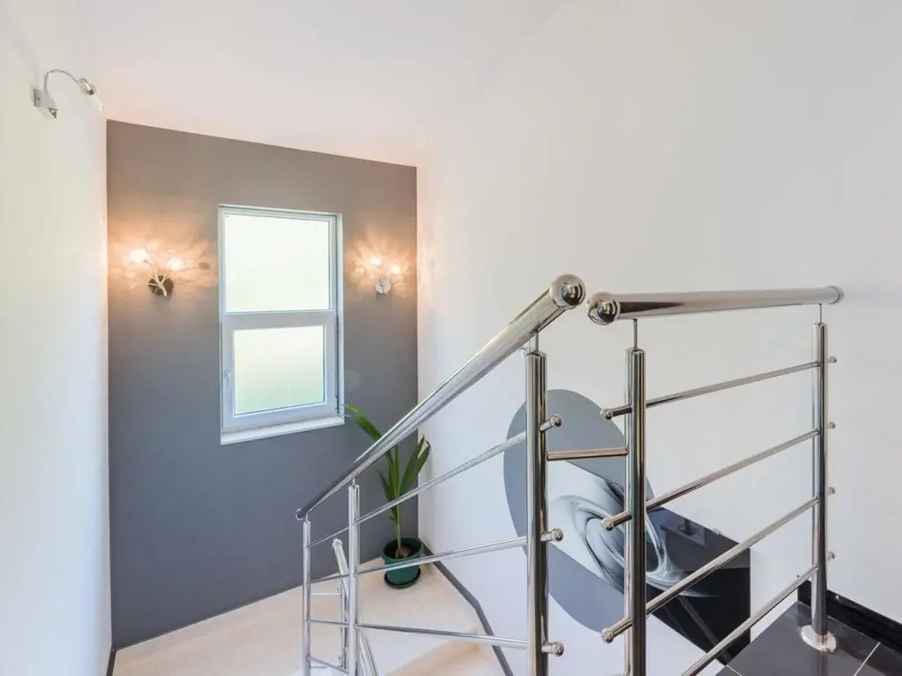 Enticing Villa in Ku?ine With Private Swimming Pool