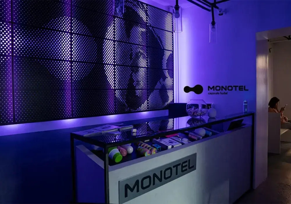 Monotel Space