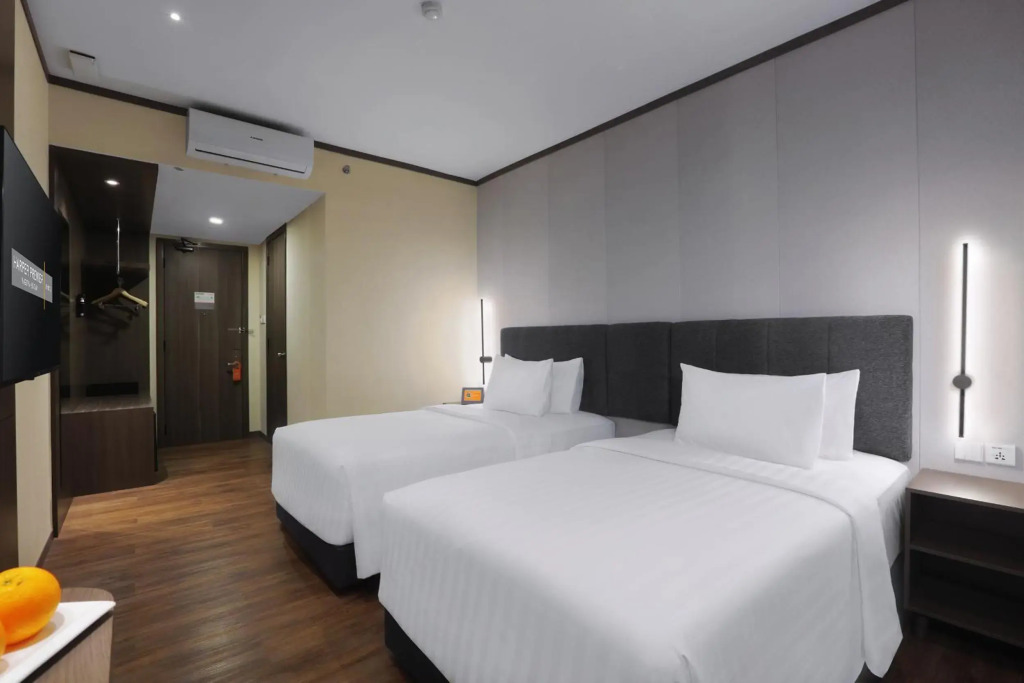 Harper Premier Nagoya Batam