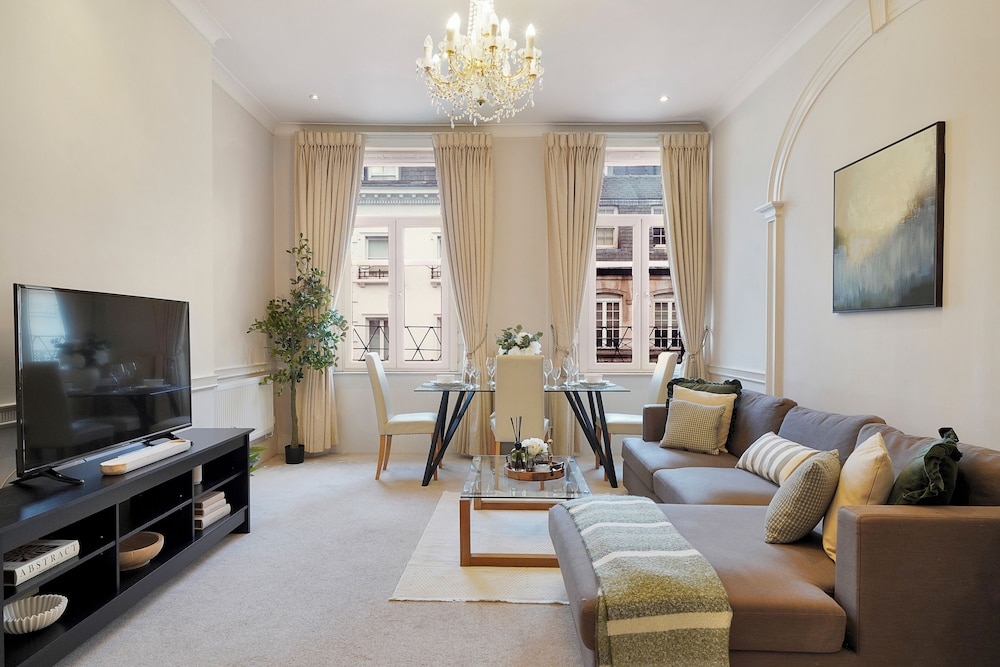 Hertford Flat 12