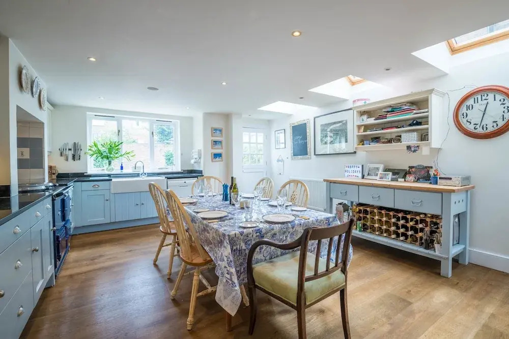 Sensational Wandsworth Home by King George's Park