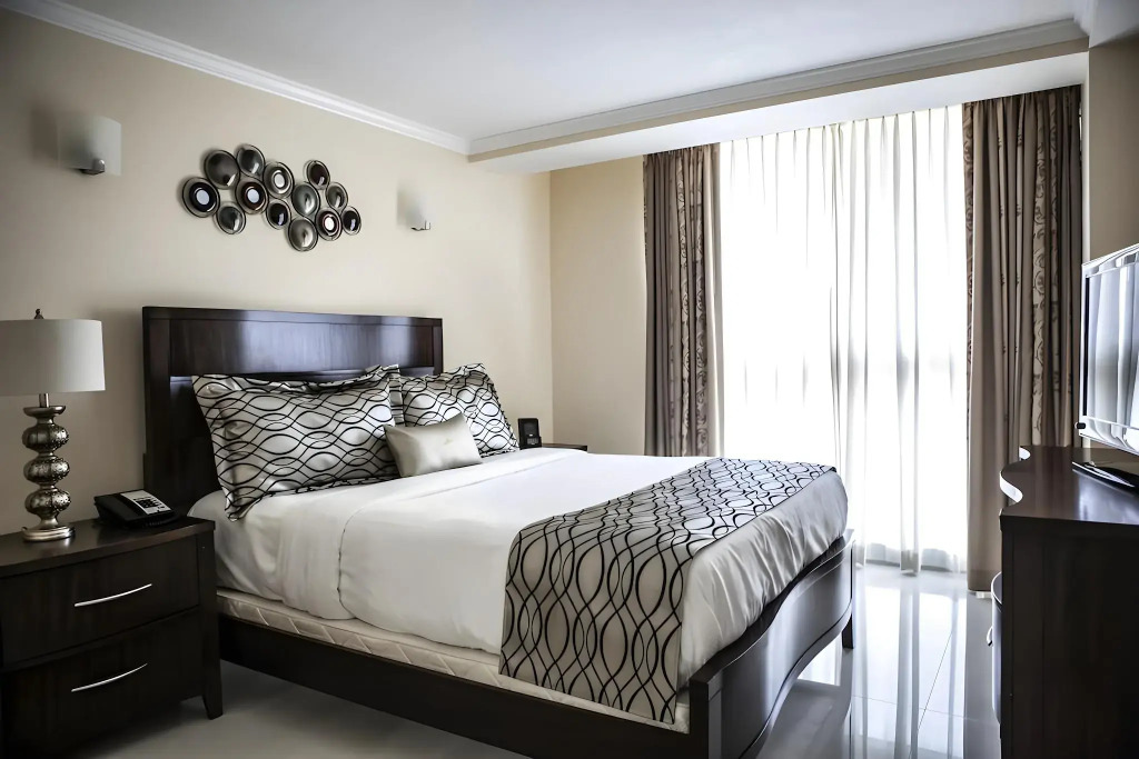 The Mutiny Luxury Suites Hotel