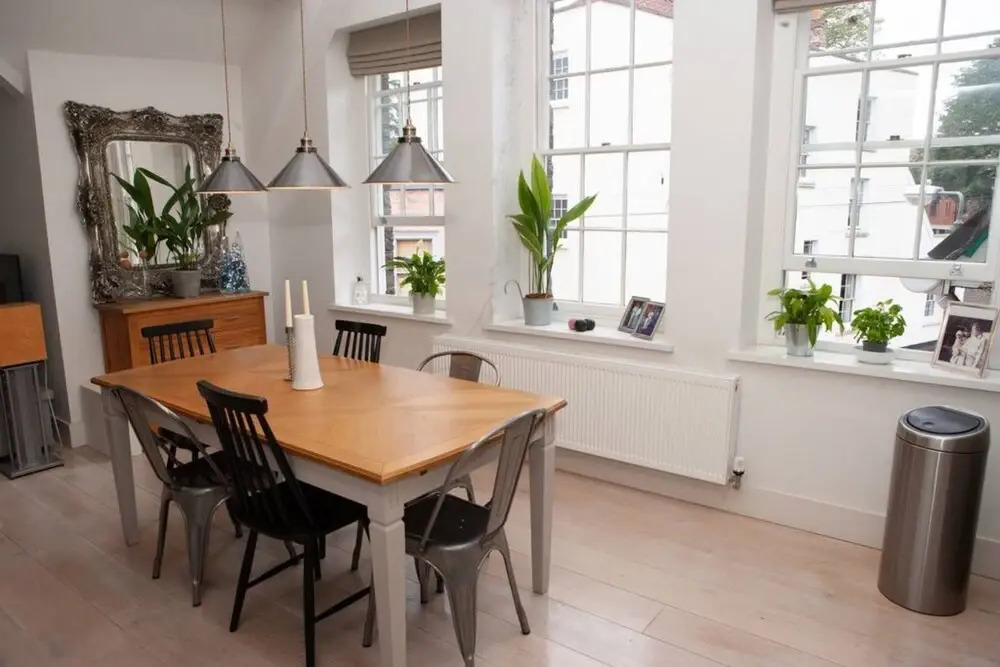 Contemporary 2 Bedroom Apartment in Converted Church