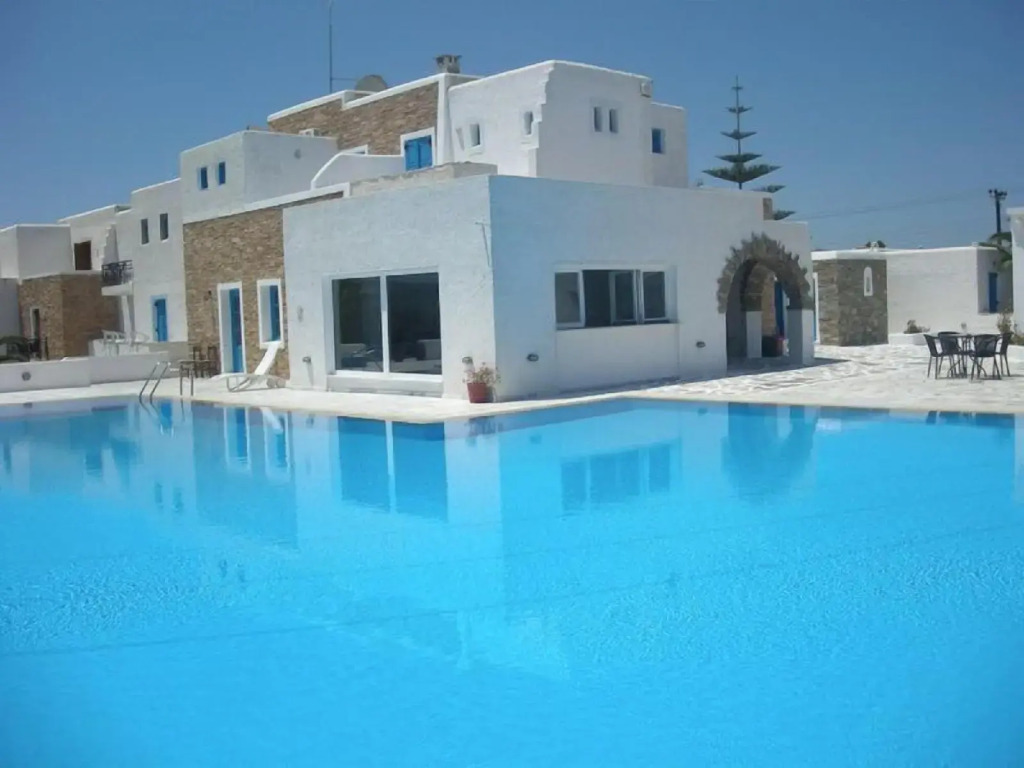 Naxos Holidays
