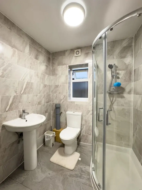 Heathrow Lodge BnB