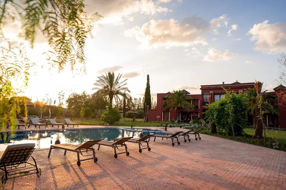 Nomadz Palace