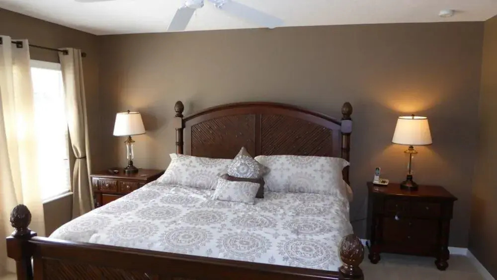 Compass Bay 5162