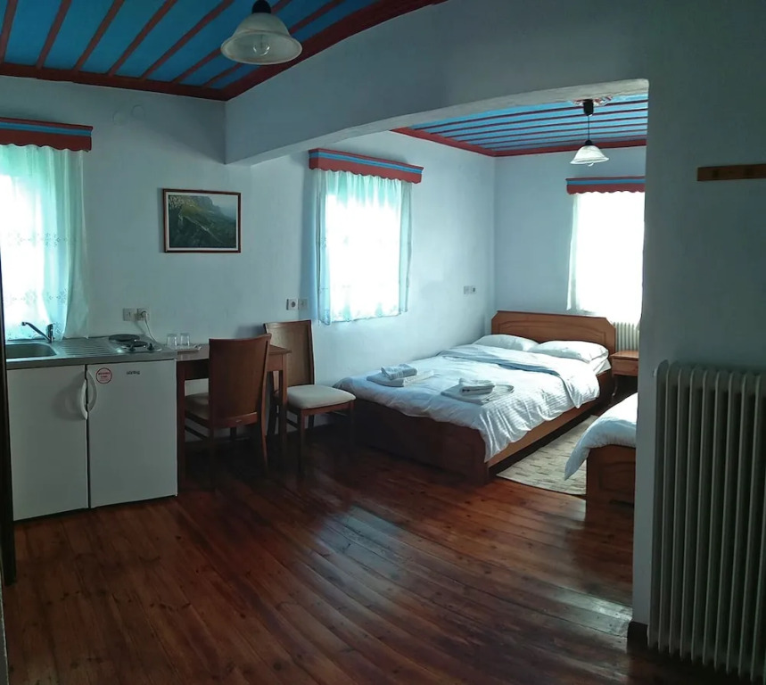 Guesthouse Iro