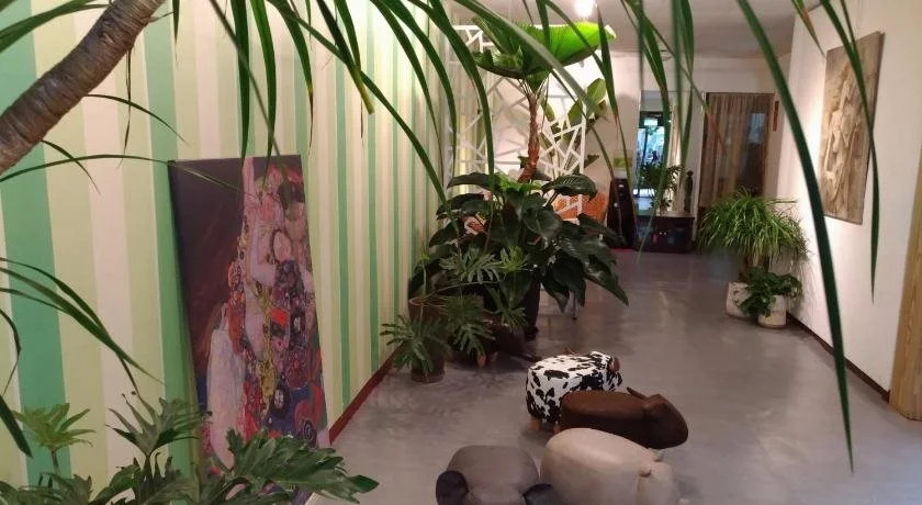 Yi Yuan Hotel