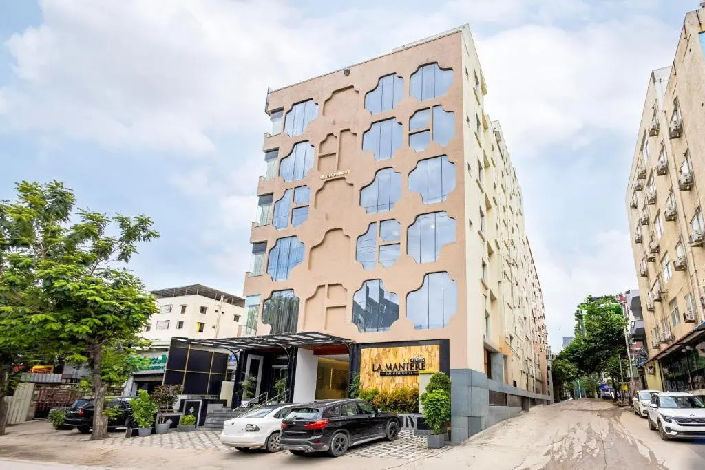 ECKO La Maniere Business Hotels
