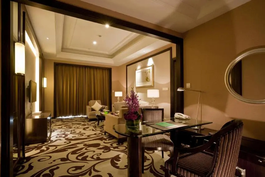 Howard Johnson Tongfang Plaza Zhuji