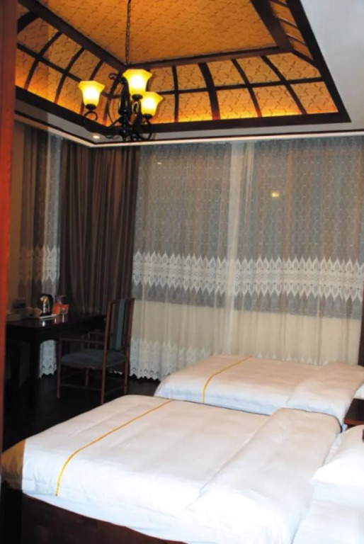 Luoyang Qixianyuan Hotel