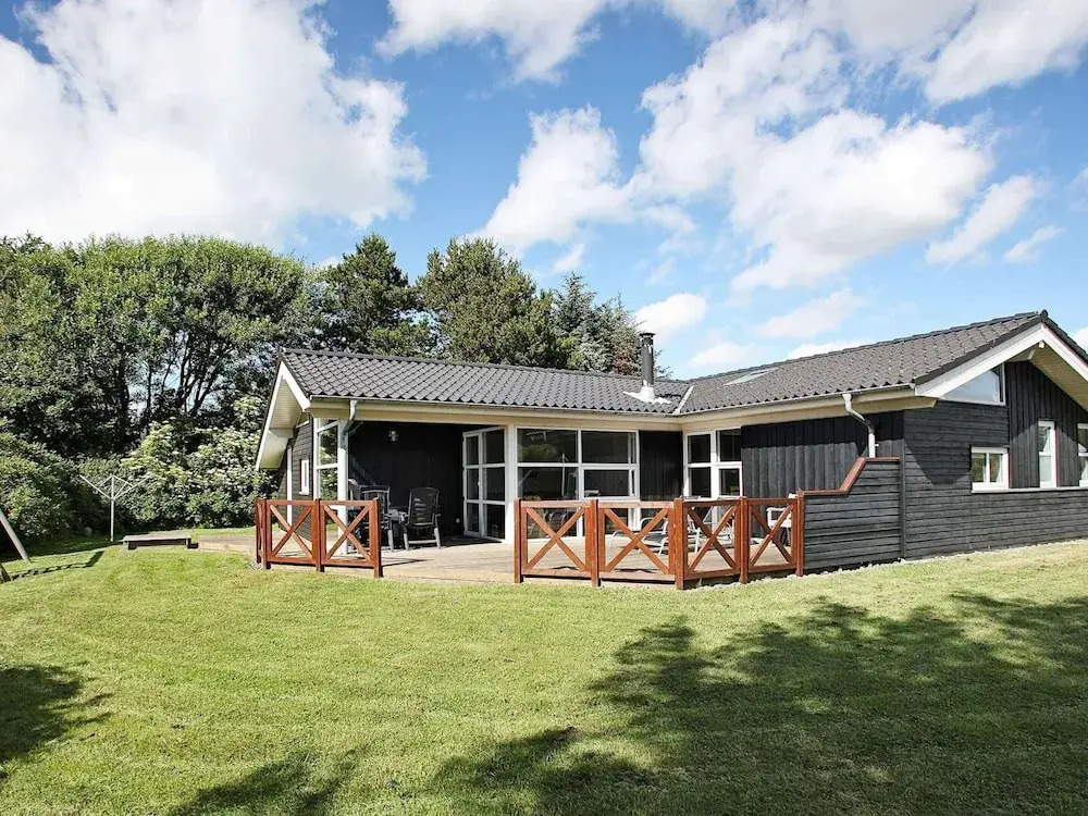 9 Person Holiday Home in Hjorring