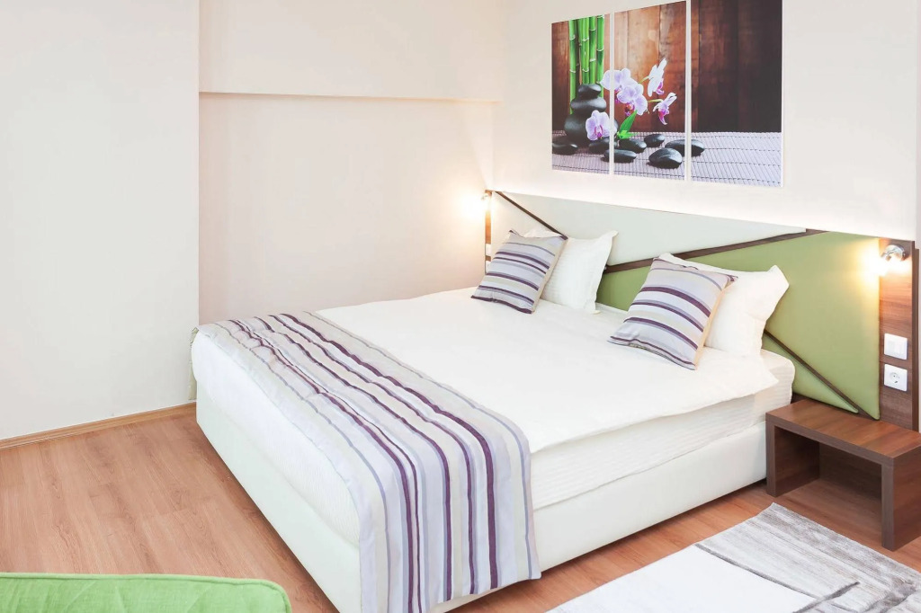 Modern Inn Boutique Hotel