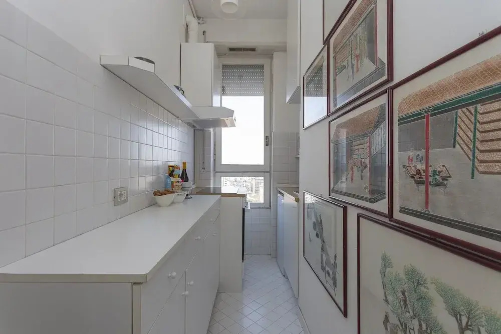 Skyline view Biancamano 1 bdr with balcony by Rentopolis