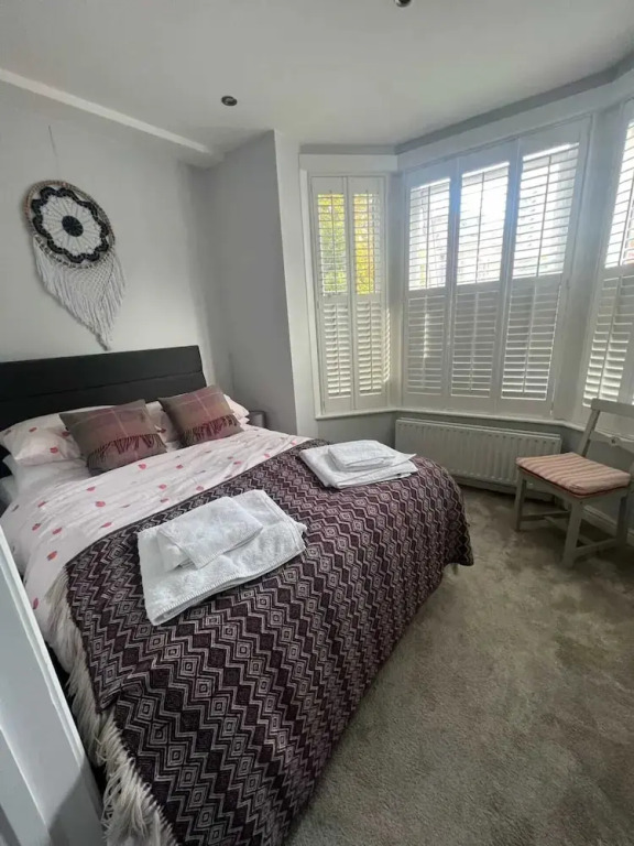 Gorgeous 1 Bedroom Apartment With Garden Near Earlsfield