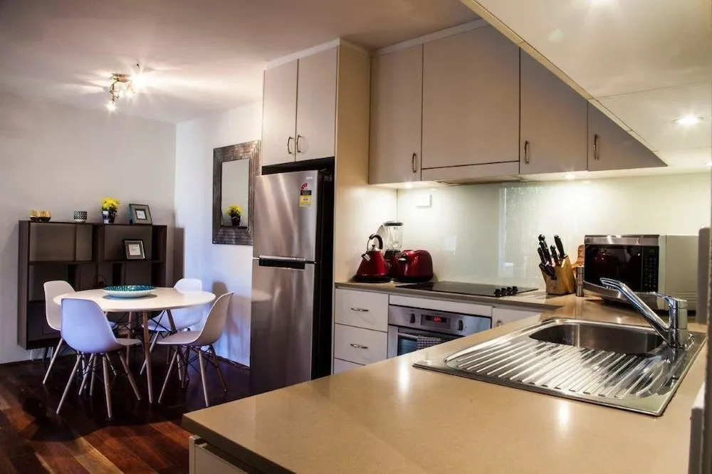 Spacious One Bedder in Potts Point