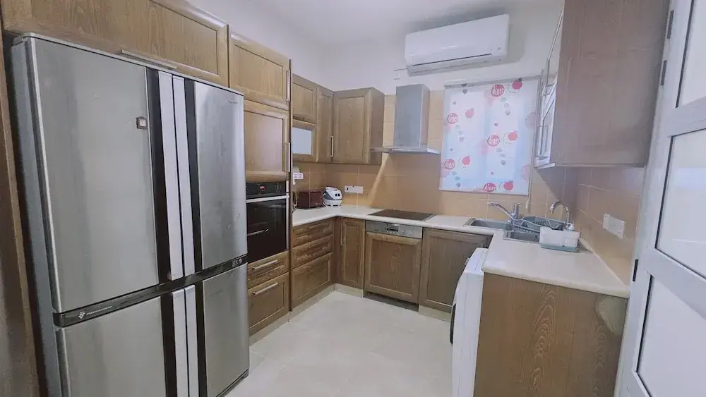148 Lim- Stay Synergy House