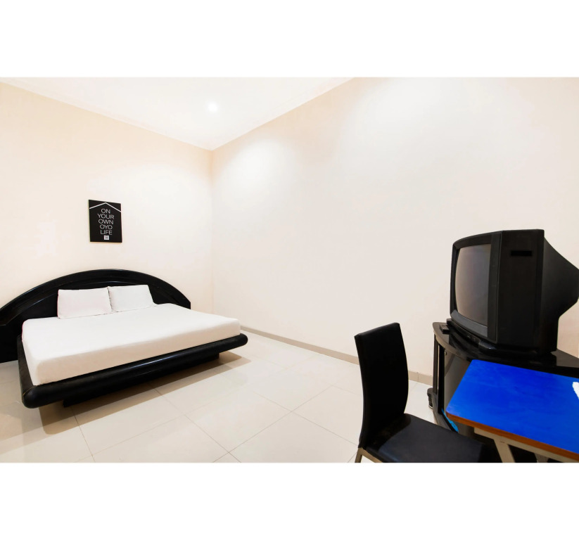 OYO Life 3053 Kost Putra Mm